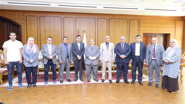 رئيس جامعة كفر الشيخ