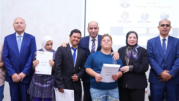 وزير العمل