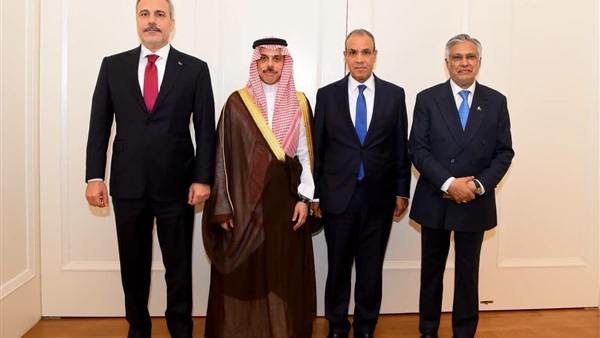 وزير الخارجية