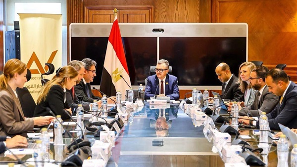 وزير التخطيط والتنمية