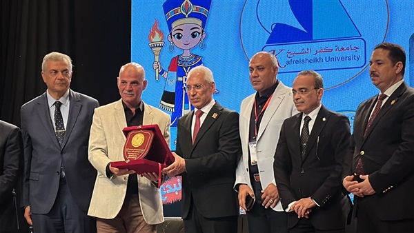 طلاب جامعة كفر الشيخ