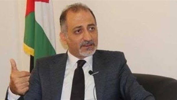 السفير مهند العكلوك