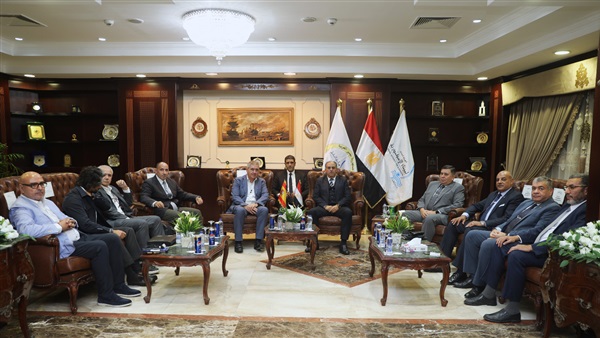 ميناء الإسكندرية