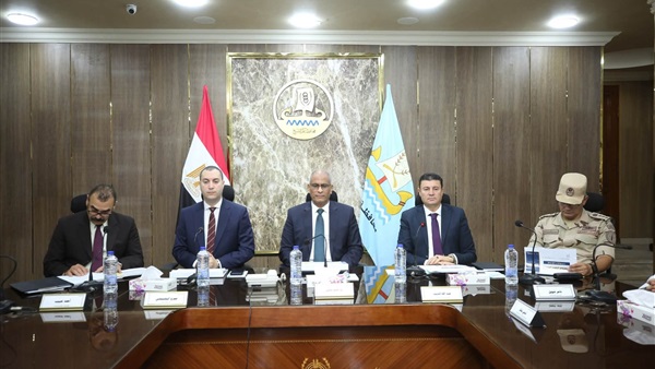 التقييم الشهري لأداء
